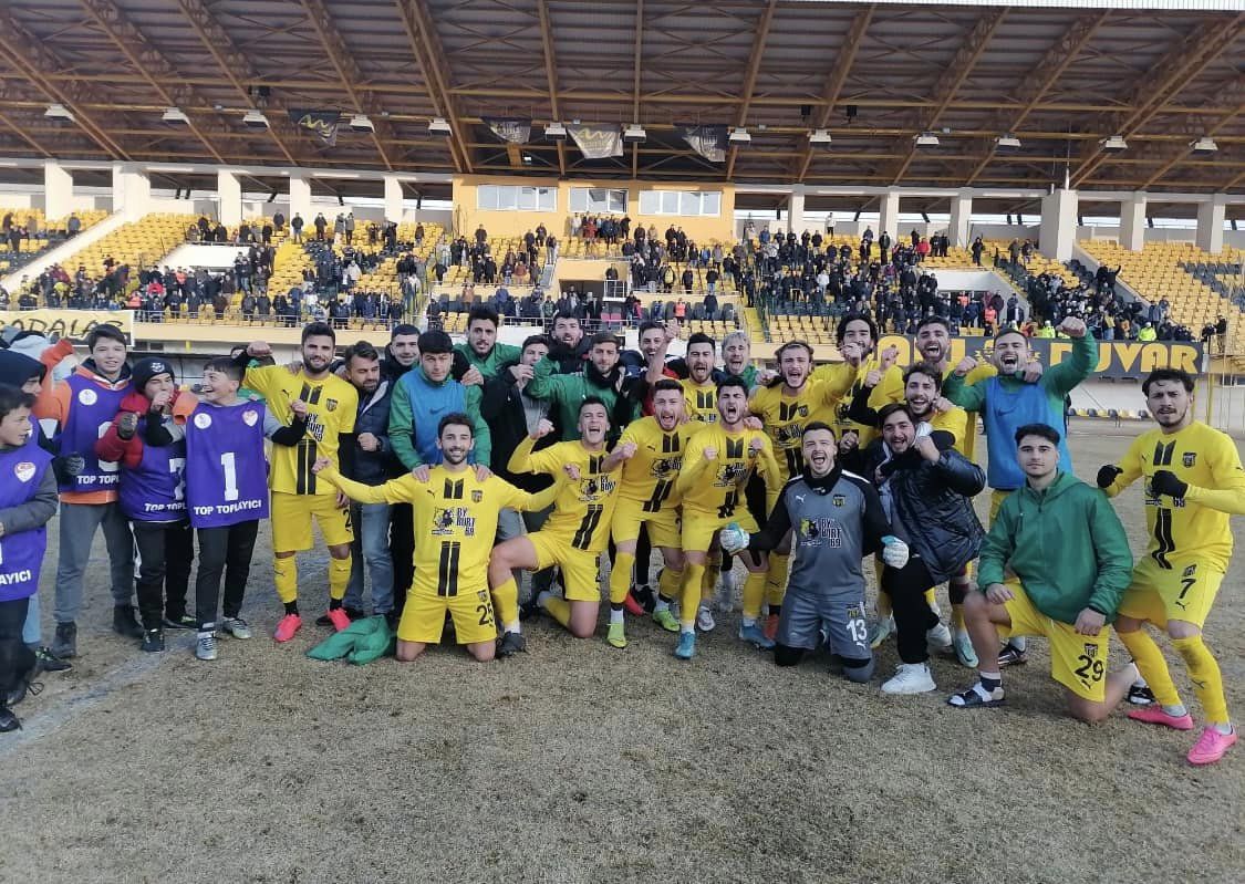 Bayburt özelidarespor kınama açıklaması yaptı.